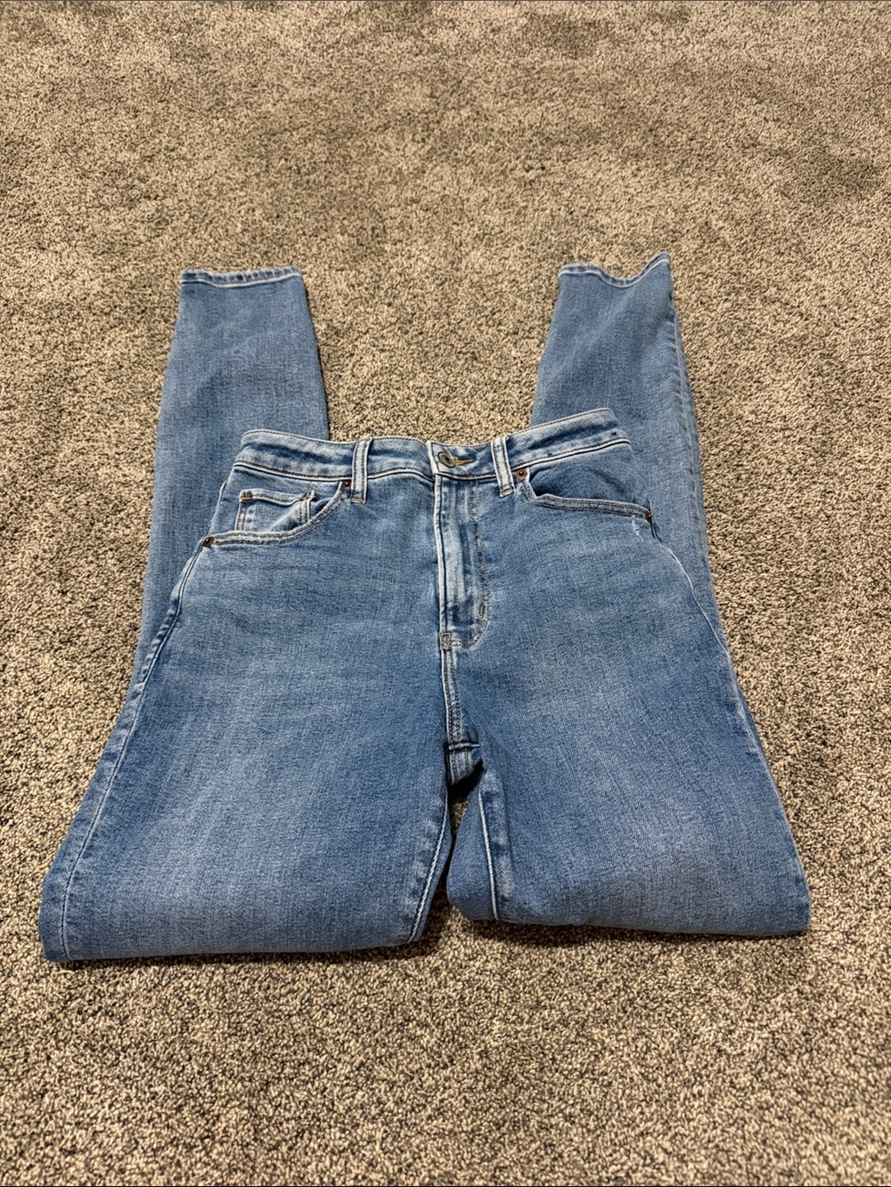 Abercrombie & Fitch Women's High-Rise Straight Leg Jeans - Light Blue Denim